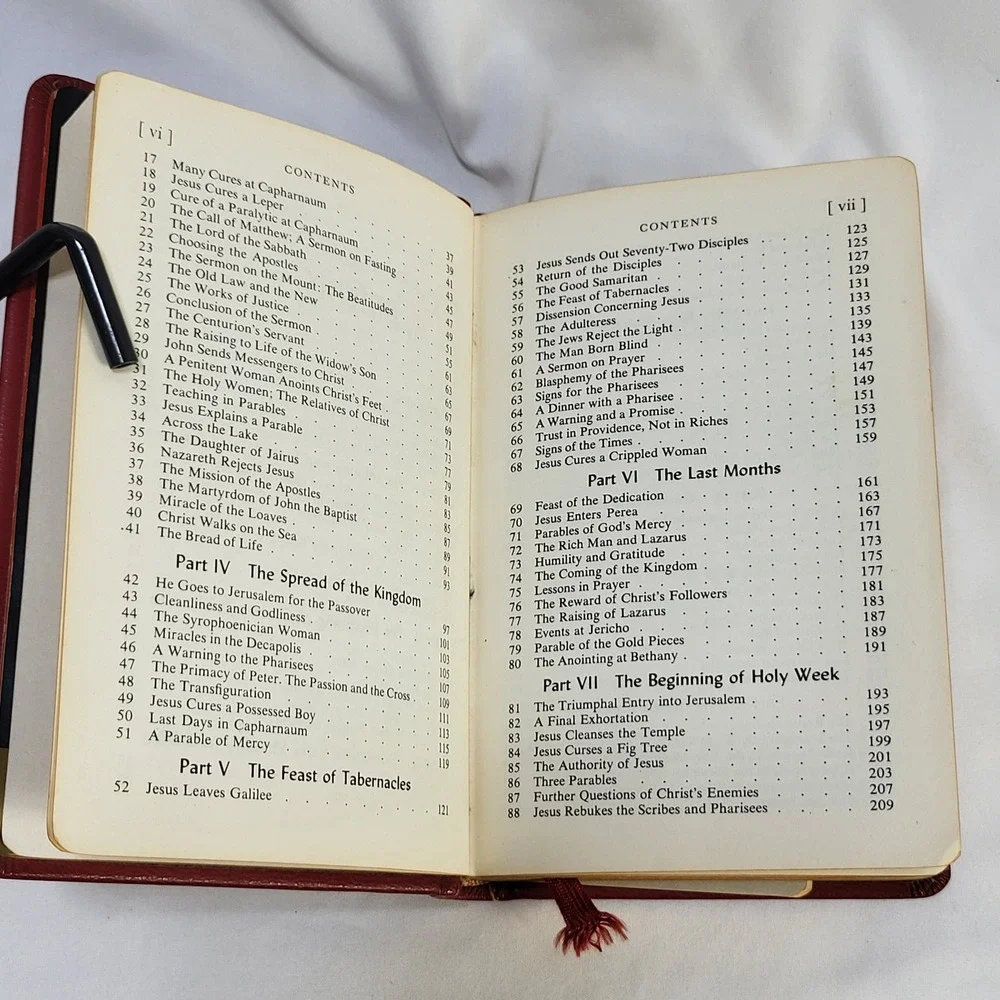 Vintage 1954 The Prayer Book Catholic Press Life of Christ Red Gilt Illustrated